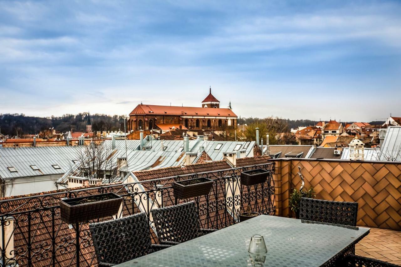 Apartment With A Terrace Over The Old Town Two Bedrooms 카우나스 외부 사진